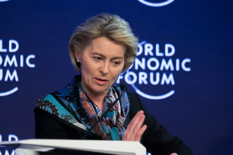 Von der Leyen: EU måste ha en roll i processen